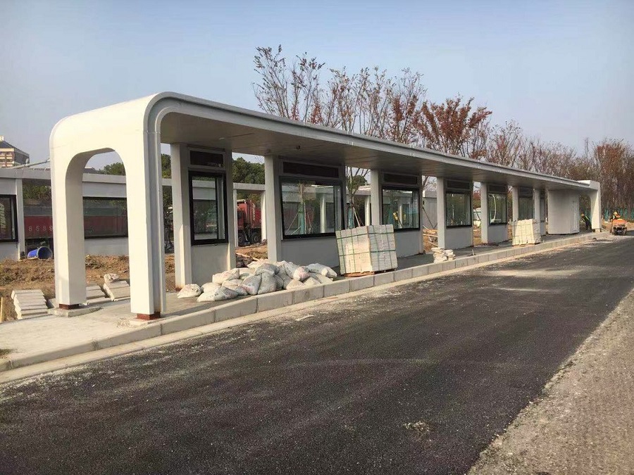 【2020.12.12】上海BRT快速公交候車(chē)亭項(xiàng)目安裝現(xiàn)場(chǎng)實(shí)景